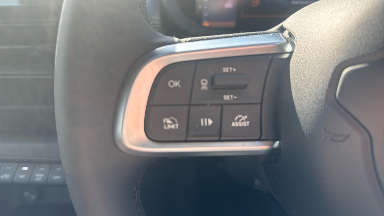 Jeep Avenger 1.2 Altitude 5dr Petrol Hatchback